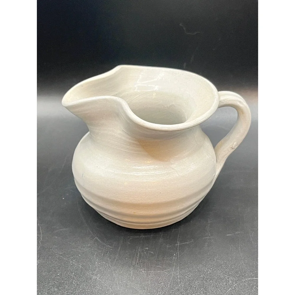 Williamsburg Pottery Hand Thrown Creamer Pitcher Cobalt Blue Leaf Cream‎ Glaze